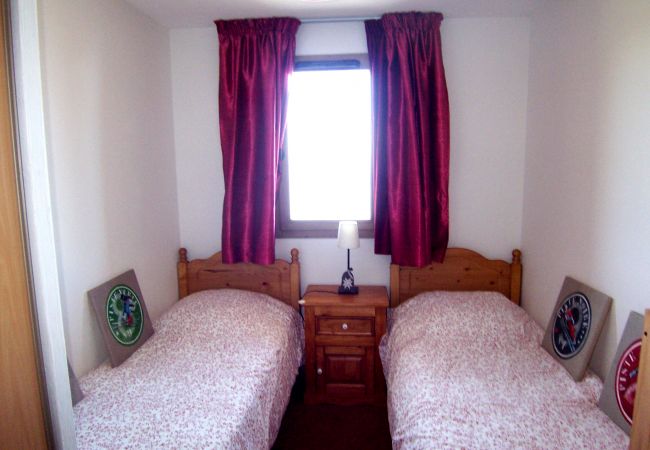 Apartment in Prapoutel - B202 - 42 m2 - 2P+Cab - 4/6 pers Apartment in Prapoutel - B202 - 42 m2 - 2P+Cab - 4/6 pers