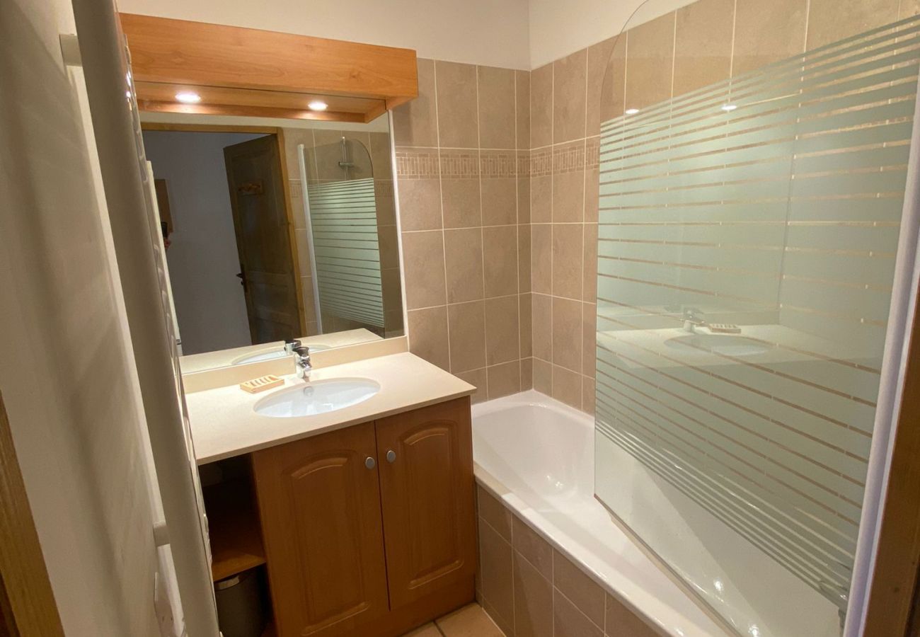 Apartment in Prapoutel - C301 - 60 m2 - 3P+Cab - 6/8 pers