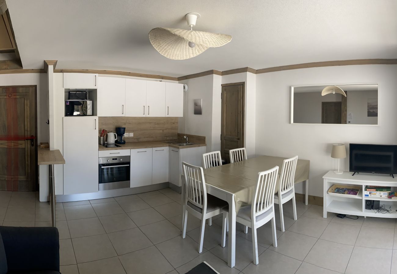 Apartment in Prapoutel - E303 - 55 m2 - 3P - 6 pers