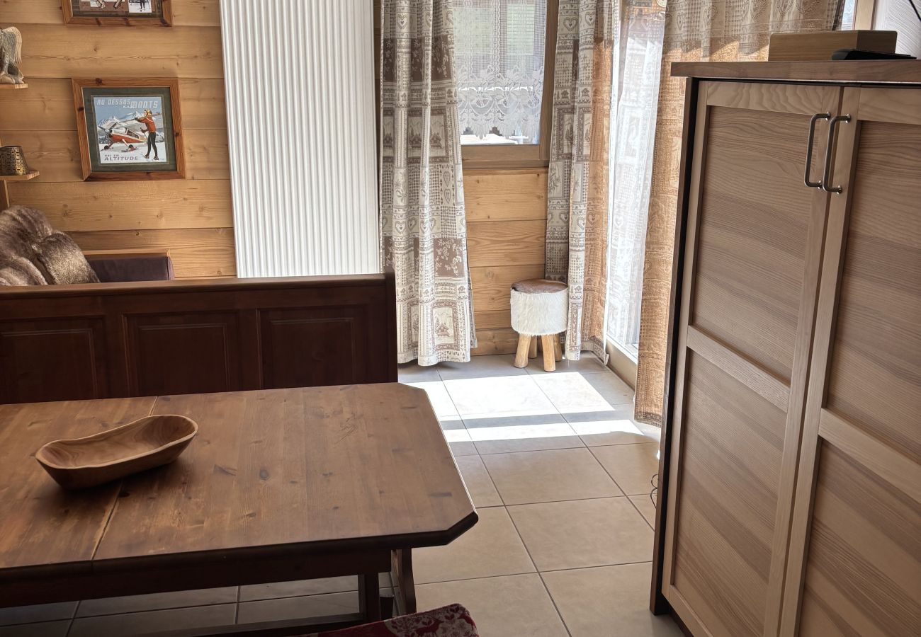 Apartment in Prapoutel - F104 - 50 m2 - 2P+Cab - 4/6 Pers