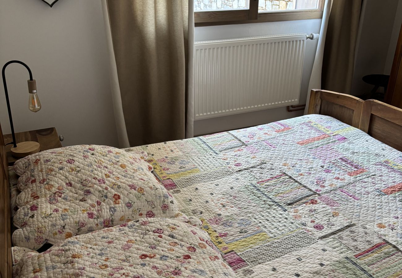 Apartment in Prapoutel - F104 - 50 m2 - 2P+Cab - 4/6 Pers