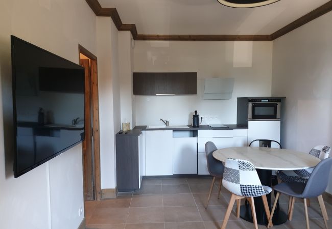 Apartment in Prapoutel - E003 - 47 m2 - 2P+Cab - 6 pers Apartment in Prapoutel - E003 - 47 m2 - 2P+Cab - 6 pers