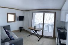 Apartment in Prapoutel - F205 - 31 m2 - 2P - 2/4 pers
