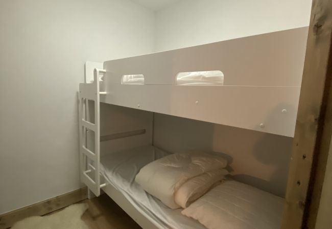 Apartment in Prapoutel - G002 - 50 m2 - 2P+cab - 6 pers
