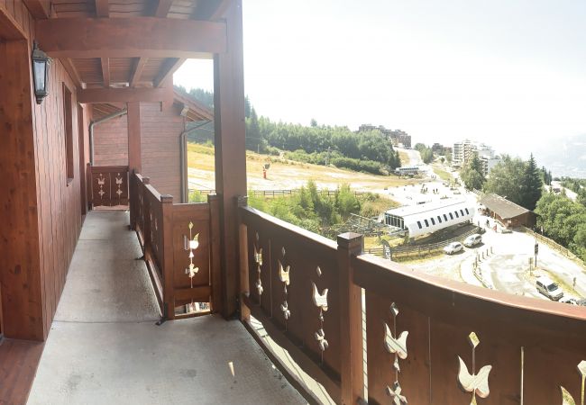 Apartment in Prapoutel - B302 - 68 m2 - 3 chambres-duplex - 6 pers Apartment in Prapoutel - B302 - 68 m2 - 3 chambres-duplex - 6 pers