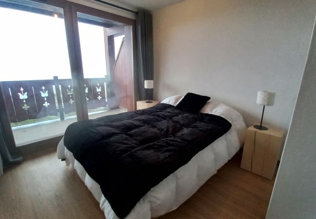 Apartment in Prapoutel - B302 - 68 m2 - 3 chambres-duplex - 6 pers Apartment in Prapoutel - B302 - 68 m2 - 3 chambres-duplex - 6 pers