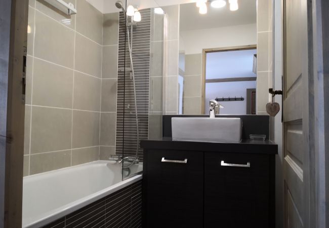 Appartement à Prapoutel - D106 - 33 m2 - 2P - 2/4 pers Appartement à Prapoutel - D106 - 33 m2 - 2P - 2/4 pers