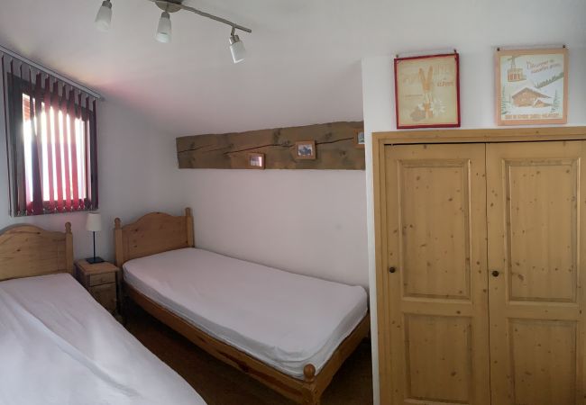 Appartement à Prapoutel - B303 - 70 m2 -  3P+Cab - 6/8 pers Appartement à Prapoutel - B303 - 70 m2 -  3P+Cab - 6/8 pers