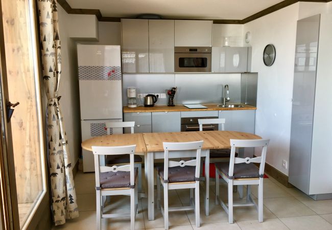 Appartement à Prapoutel - E301 - 49 m2 - 3P - 4/6 pers Appartement à Prapoutel - E301 - 49 m2 - 3P - 4/6 pers