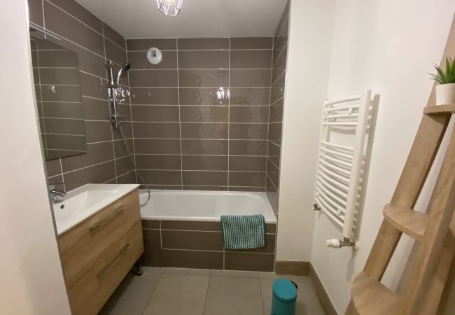 Appartement à Prapoutel - E106 - 50 m2 -  3P - 6 pers Appartement à Prapoutel - E106 - 50 m2 -  3P - 6 pers