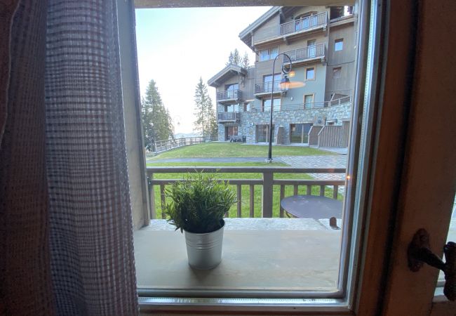 Appartement à Prapoutel - F003 - 40 m2 - 2P - 2/4 pers Appartement à Prapoutel - F003 - 40 m2 - 2P - 2/4 pers