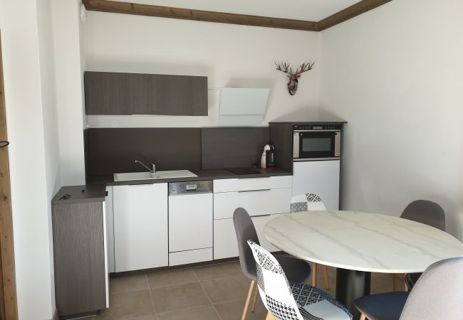 Appartement à Prapoutel - E003 - 47 m2 - 2P+Cab - 6 pers Appartement à Prapoutel - E003 - 47 m2 - 2P+Cab - 6 pers