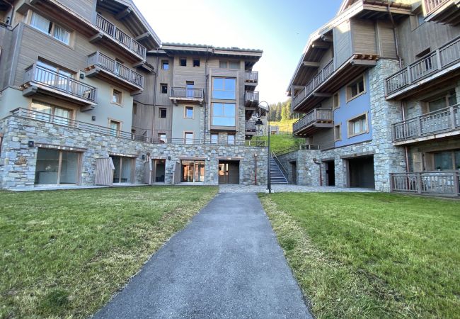 Appartement à Prapoutel - F001 - 40 m2 - 2P - 2/4 pers Appartement à Prapoutel - F001 - 40 m2 - 2P - 2/4 pers