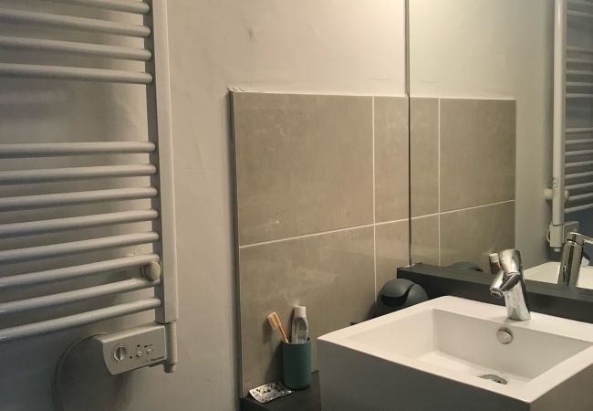 Appartement à Prapoutel - D304 - 80m2 - 4P - 6/7 pers Appartement à Prapoutel - D304 - 80m2 - 4P - 6/7 pers
