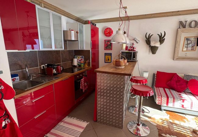 Appartement à Prapoutel - D104 - 42 m2 - 2P+cab - 4/6 pers Appartement à Prapoutel - D104 - 42 m2 - 2P+cab - 4/6 pers
