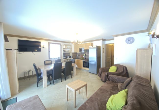 Appartement à Prapoutel - D005 - 57m2 - 3P - 5/7 pers - 2 ch Appartement à Prapoutel - D005 - 57m2 - 3P - 5/7 pers - 2 ch